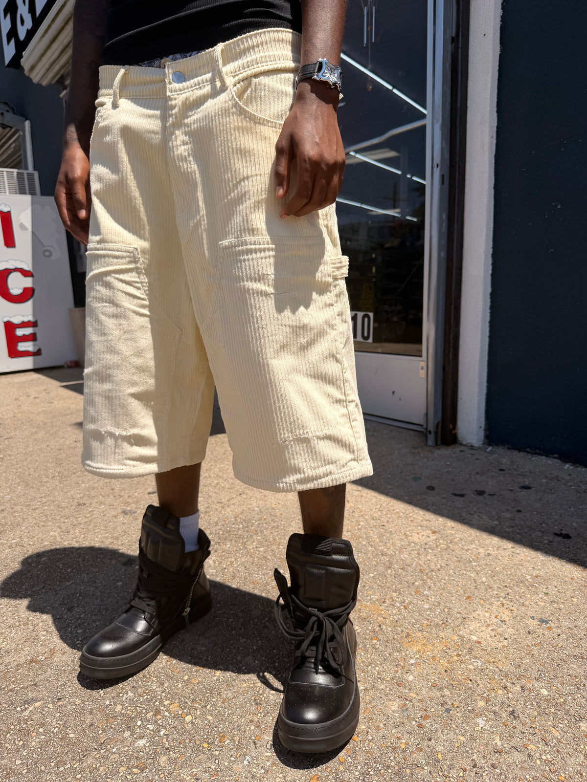TW v2 Jorts